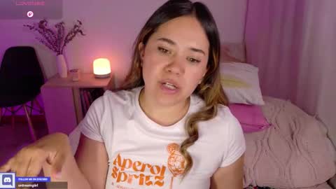 Mia Miller online show from 11-25-25, 12:10