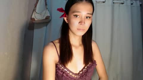 Snapshot of urdreamgirl_stephanie chatting on 04-30-26, 10:54 stephanie online show from 04-30-26, 10:54