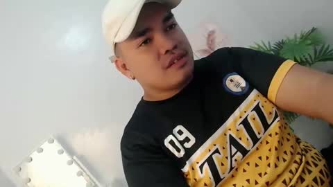 ure_fattytoy143 online show from 12-19-25, 06:09