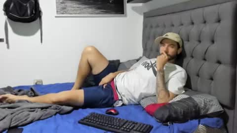 Andres  Jordi online show from 10-15-25, 06:57