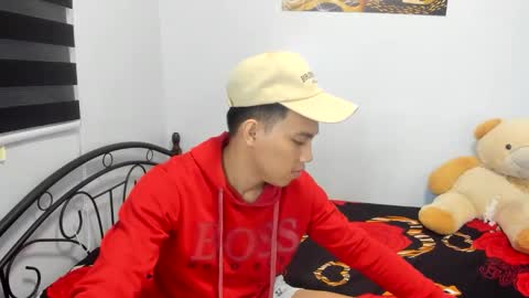 urfucker_vinz online show from 04-14-26, 01:50