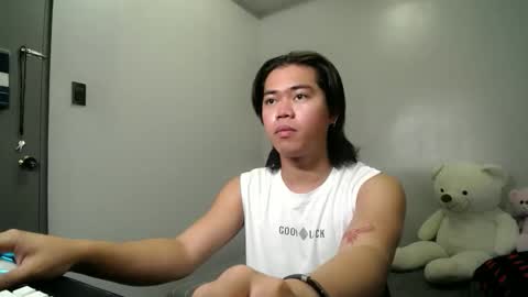 Snapshot of urfuckinghighness chatting on 03-24-26, 12:15 ask me online show from 03-24-26, 12:15