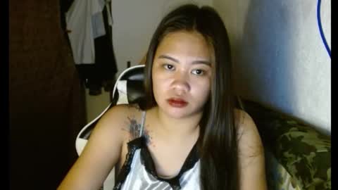 urfynestasian online show from 01-05-25, 04:04