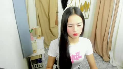 im zhairaallison dont for get follow me online show from 03-17-26, 06:17