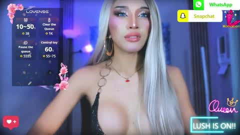 Snapshot of urgoddess_bella chatting on 05-11-26, 05:43 My bella 3 online show from 05-11-26, 05:43