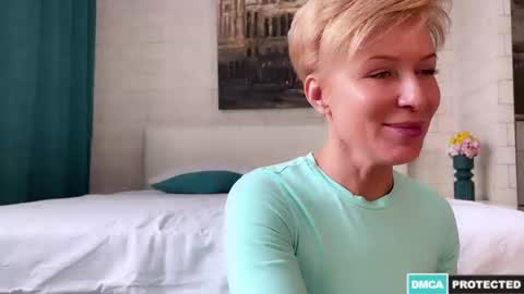 Jenny online show from 02-08-25, 06:54