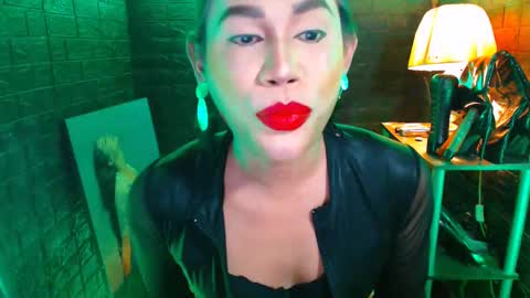 Snapshot of urhardcockqueenxxx chatting on 01-11-25, 10:51 queen norelle online show from 01-11-25, 10:51