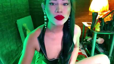 queen norelle online show from 05-17-26, 06:59