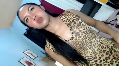 zoey noir online show from 01-28-25, 09:19