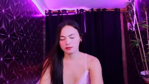 Snapshot of urhot_maxine chatting on 07-21-26, 01:08 urhot_maxine online show from 07-21-26, 01:08