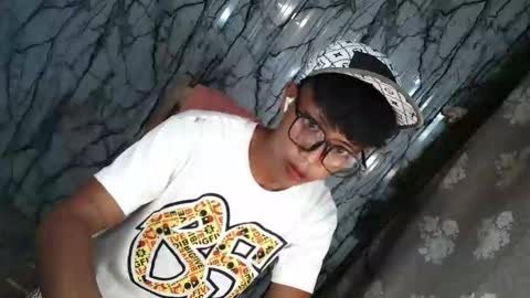 urhotfucker_fred online show from 04-15-26, 10:22