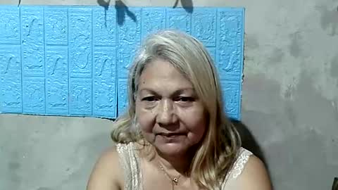 Snapshot of urhotsexy_juvy chatting on 05-25-26, 02:12 urhotsexy_juvy online show from 05-25-26, 02:12