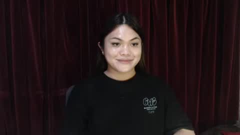 urhottie_bella online show from 03-26-26, 12:17