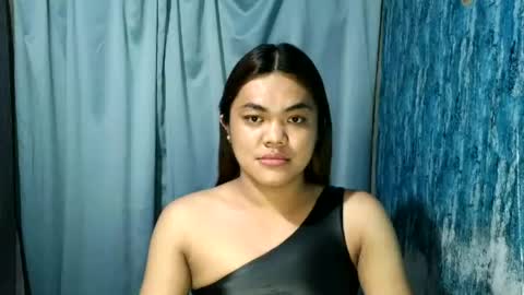 Snapshot of urhottie_bella chatting on 06-28-26, 10:10 urhottie_bella online show from 06-28-26, 10:10