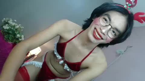 Ariana online show from 12-20-24, 11:10