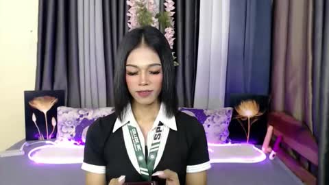 Snapshot of urlovely_jemma chatting on 06-11-26, 12:43 urlovely_jemma online show from 06-11-26, 12:43