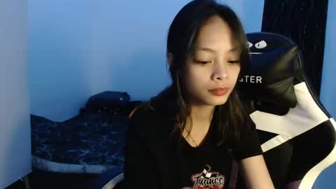 juliana online show from 11-26-25, 04:30