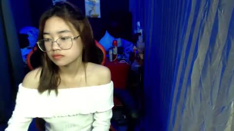urlovelychinita online show from 01-10-25, 06:49