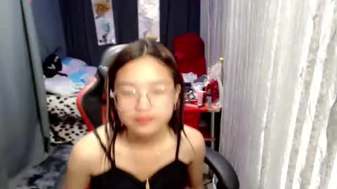 Snapshot of urlovelychinita chatting on 01-12-25, 10:56 urlovelychinita online show from 01-12-25, 10:56