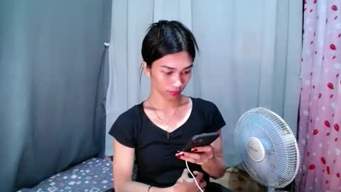 urloverjasmine_xx online show from 05-15-26, 11:45