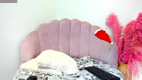 Love online show from 12-11-24, 04:18