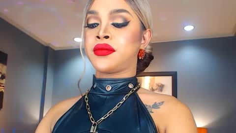 Snapshot of urmajestytyra chatting on 01-22-25, 01:42 UrMajestyTyra online show from 01-22-25, 01:42