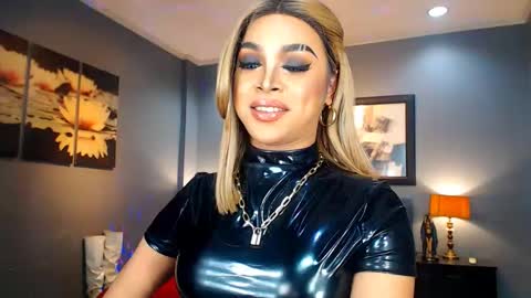 Snapshot of urmajestytyra chatting on 02-17-25, 04:53 UrMajestyTyra online show from 02-17-25, 04:53