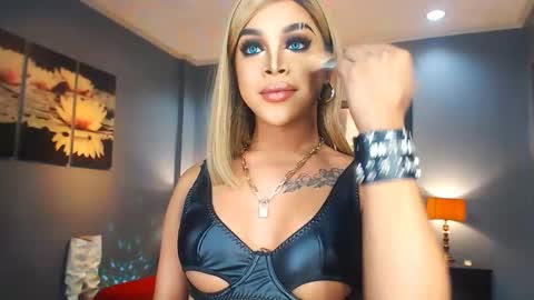 Snapshot of urmajestytyra chatting on 02-22-25, 10:07 UrMajestyTyra online show from 02-22-25, 10:07