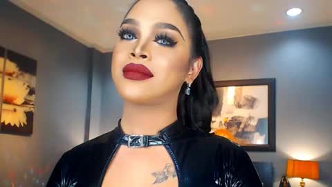 Snapshot of urmajestytyra chatting on 02-27-25, 11:15 UrMajestyTyra online show from 02-27-25, 11:15