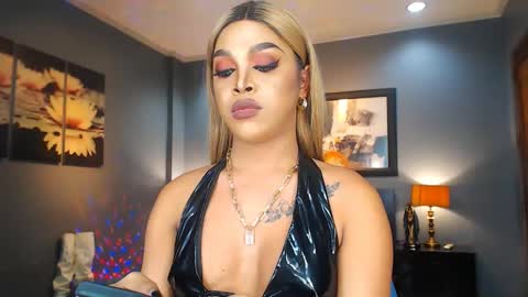 Snapshot of urmajestytyra chatting on 03-07-25, 04:57 UrMajestyTyra online show from 03-07-25, 04:57