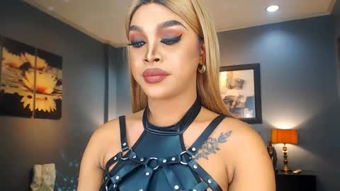 Snapshot of urmajestytyra chatting on 03-12-25, 01:03 UrMajestyTyra online show from 03-12-25, 01:03