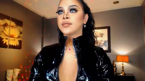 Snapshot of urmajestytyra chatting on 09-22-25, 12:56 UrMajestyTyra online show from 09-22-25, 12:56