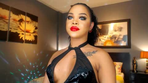 UrMajestyTyra online show from 05-06-26, 01:14