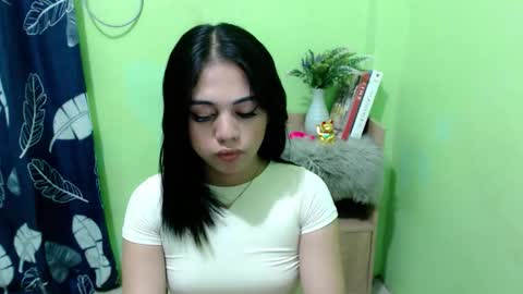 urmystical_sofie online show from 12-05-25, 10:02