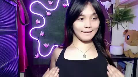 Pia online show from 09-23-25, 05:49