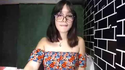 Snapshot of urpinay_pia chatting on 09-30-25, 03:11 Pia online show from 09-30-25, 03:11