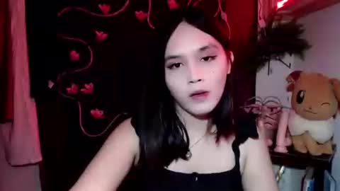 Pia online show from 12-13-25, 11:10