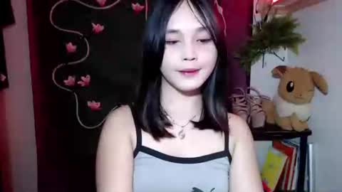 Snapshot of urpinay_pia chatting on 12-19-25, 11:01 Pia online show from 12-19-25, 11:01