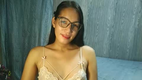 queen julia not into CHEAPGUY online show from 05-28-26, 01:19