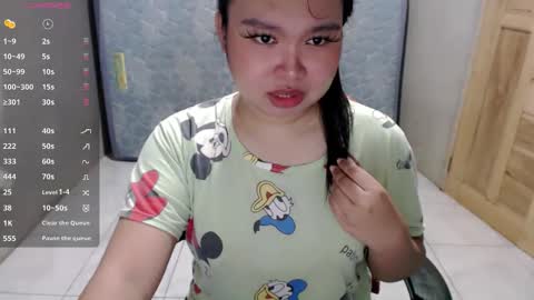 Snapshot of urpinayslutxxx chatting on 10-30-25, 12:50 Jane online show from 10-30-25, 12:50