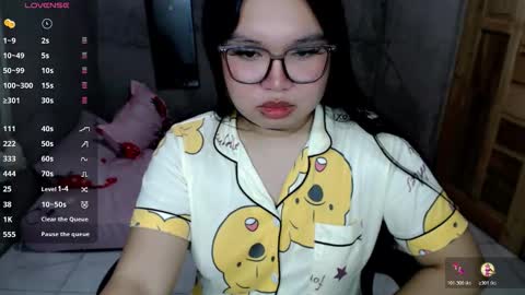 Snapshot of urpinayslutxxx chatting on 11-14-25, 05:11 Jane online show from 11-14-25, 05:11