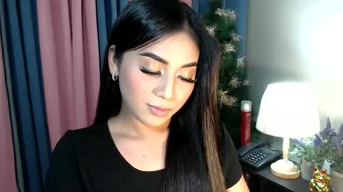 Snapshot of urseductive_calixx chatting on 11-24-25, 12:27 JUST CALL ME CALI online show from 11-24-25, 12:27