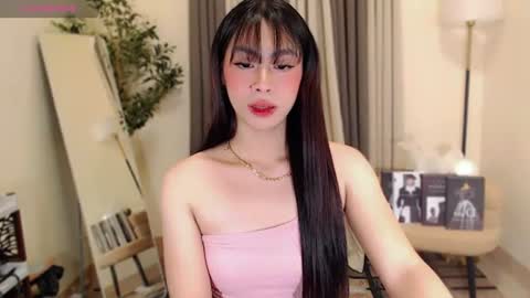 Snapshot of ursexxy_abby chatting on 06-21-26, 06:38 abby online show from 06-21-26, 06:38