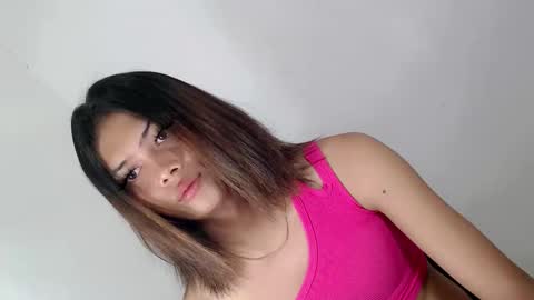 Snapshot of ursexy_diamondcum chatting on 02-15-26, 08:49 RAZ online show from 02-15-26, 08:49