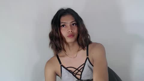 Snapshot of ursexy_diamondcum chatting on 02-18-26, 06:15 RAZ online show from 02-18-26, 06:15