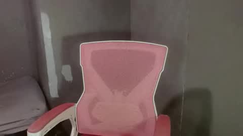 Snapshot of ursexy_michelle chatting on 12-19-25, 11:28 Your Future Michelle online show from 12-19-25, 11:28