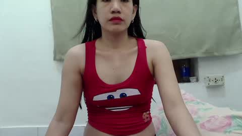 Snapshot of ursexychix_4u chatting on 06-22-26, 11:02 ursexychix_4u online show from 06-22-26, 11:02