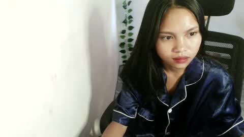 Snapshot of ursexyfantasy19 chatting on 06-13-26, 05:16 ursexyfantasy19 online show from 06-13-26, 05:16