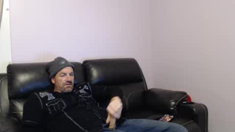 urslav75 online show from 12-14-25, 11:37