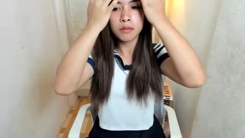 Snapshot of urslutty_jasmine chatting on 05-07-26, 07:47 jasmine online show from 05-07-26, 07:47